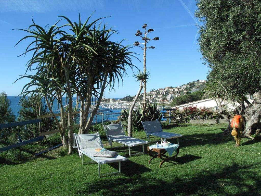 Agriturismo La Tuffatrice Imperia Exteriér fotografie
