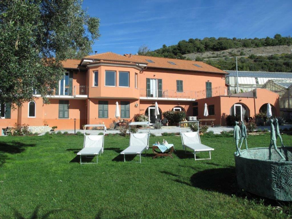 Agriturismo La Tuffatrice Imperia Exteriér fotografie